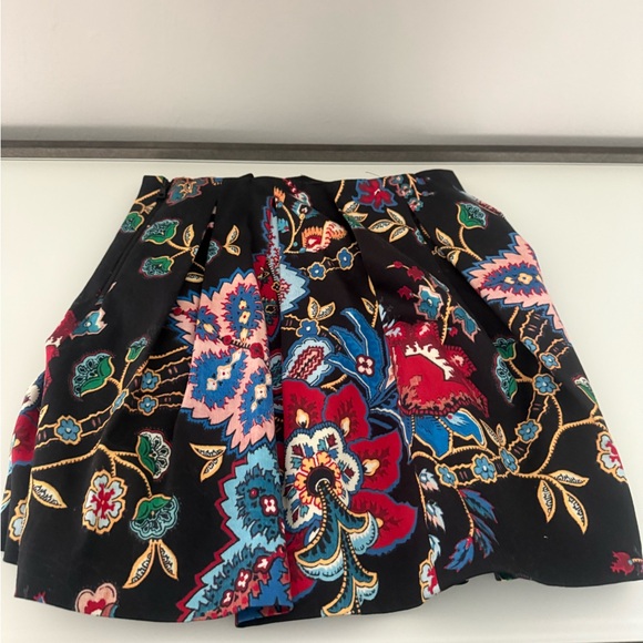 Alice+Olivia Connor Skirt Excellent Condition - Picture 3 of 5